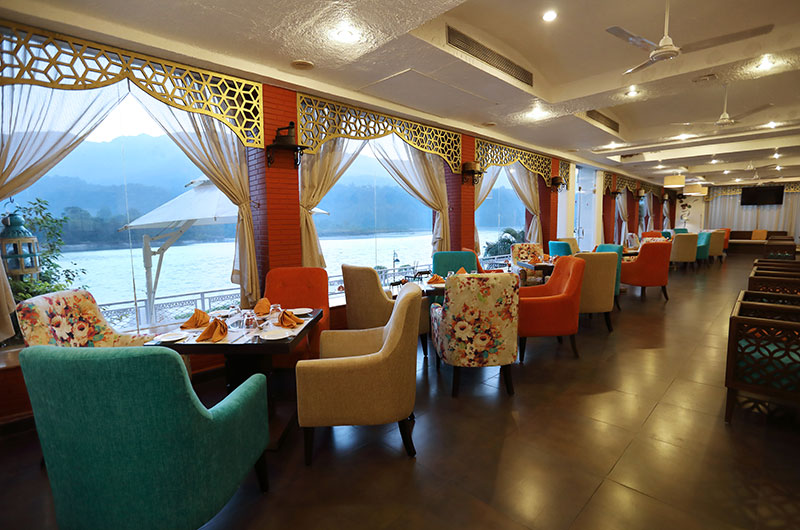 Hotel Ganga Kinare, Rishikesh - JalandJalebi7