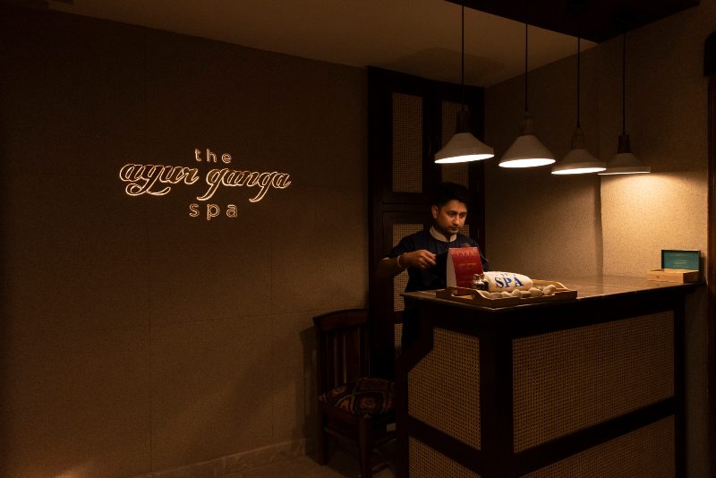 spa-reception