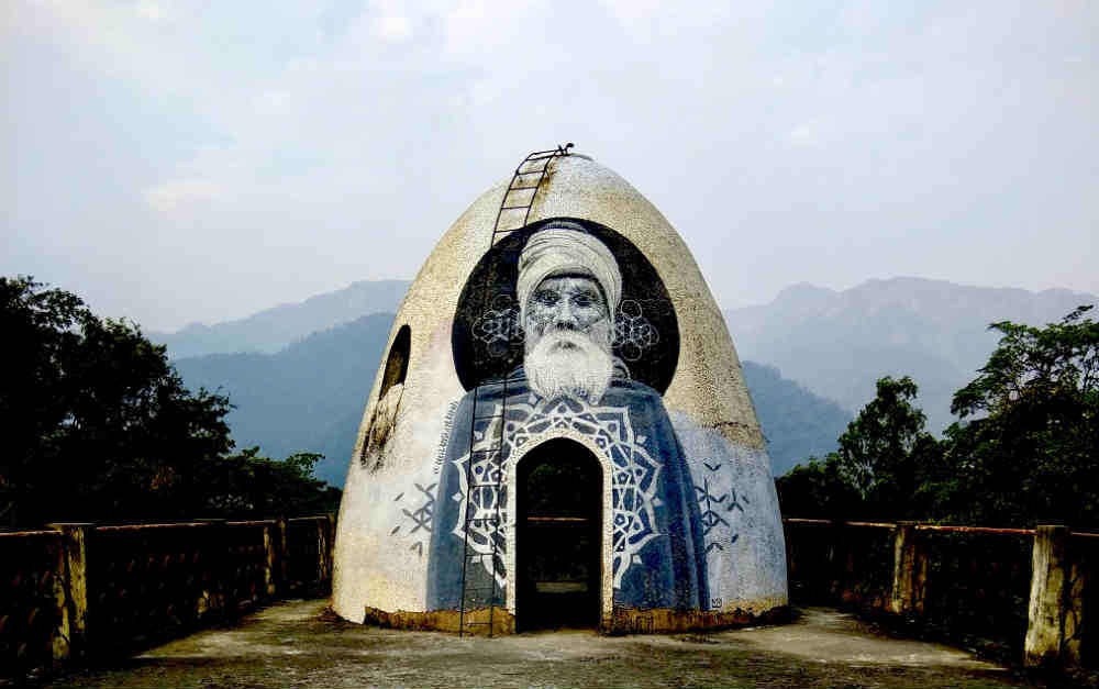 beatles-ashram-in-rishikesh