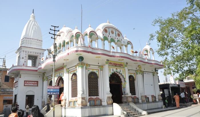 neelkanth-mahadev-temple-in-rishikesh